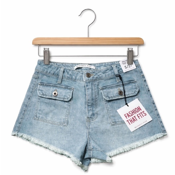 Celebrity Pink Pants - Celebrity Pink Women’s Sz 5 Shortie Shorts Front Pocket 3” Inseam 27” Waist NWT